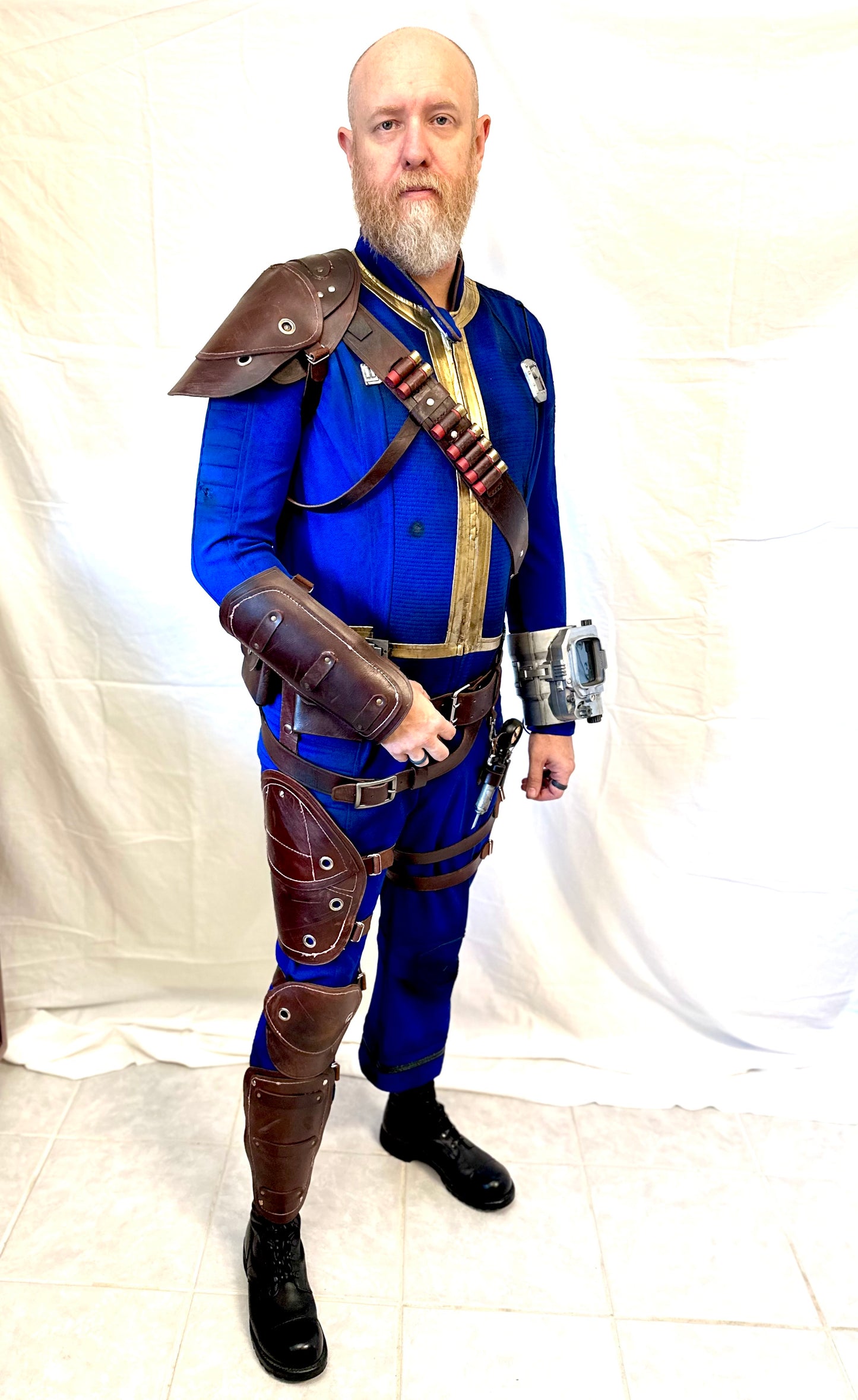 Fallout Leather Armor set - Shoulder, forearm, thigh, knee, and shin