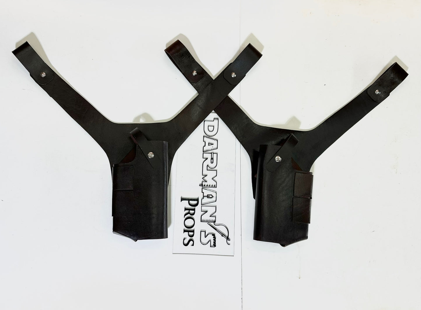 Imperial Armored Commando pistol Holster Y Drop in White from The Mandalorian