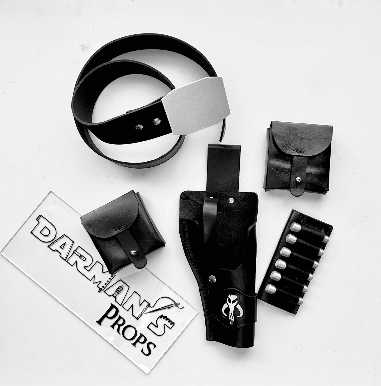Jyn Erso A-180 Single Drop Mandalorian Belt, Holster, and 2 pouch rig w/ Mythosaur Skull Stamp