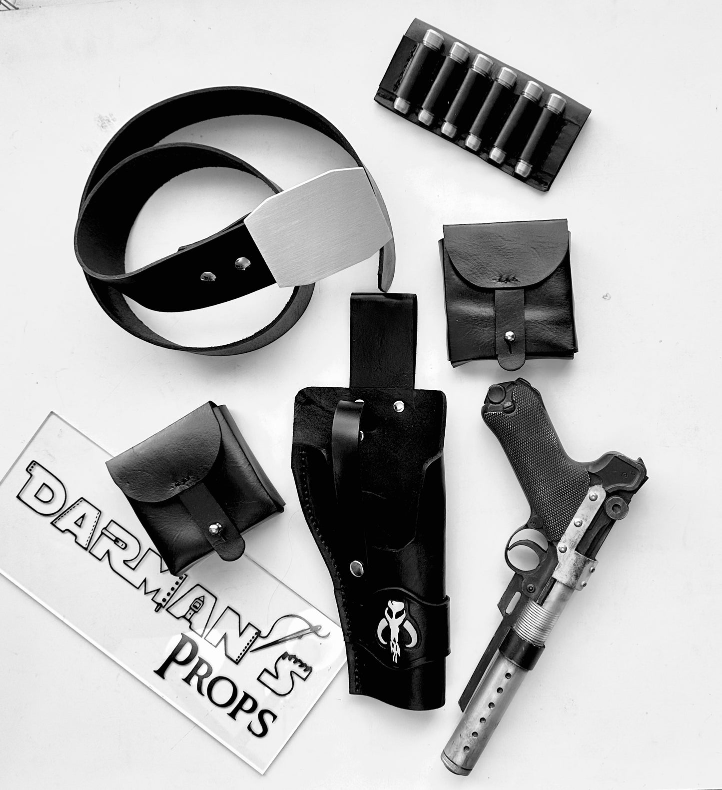 Jyn Erso A-180 Single Drop Mandalorian Belt, Holster, and 2 pouch rig w/ Mythosaur Skull Stamp