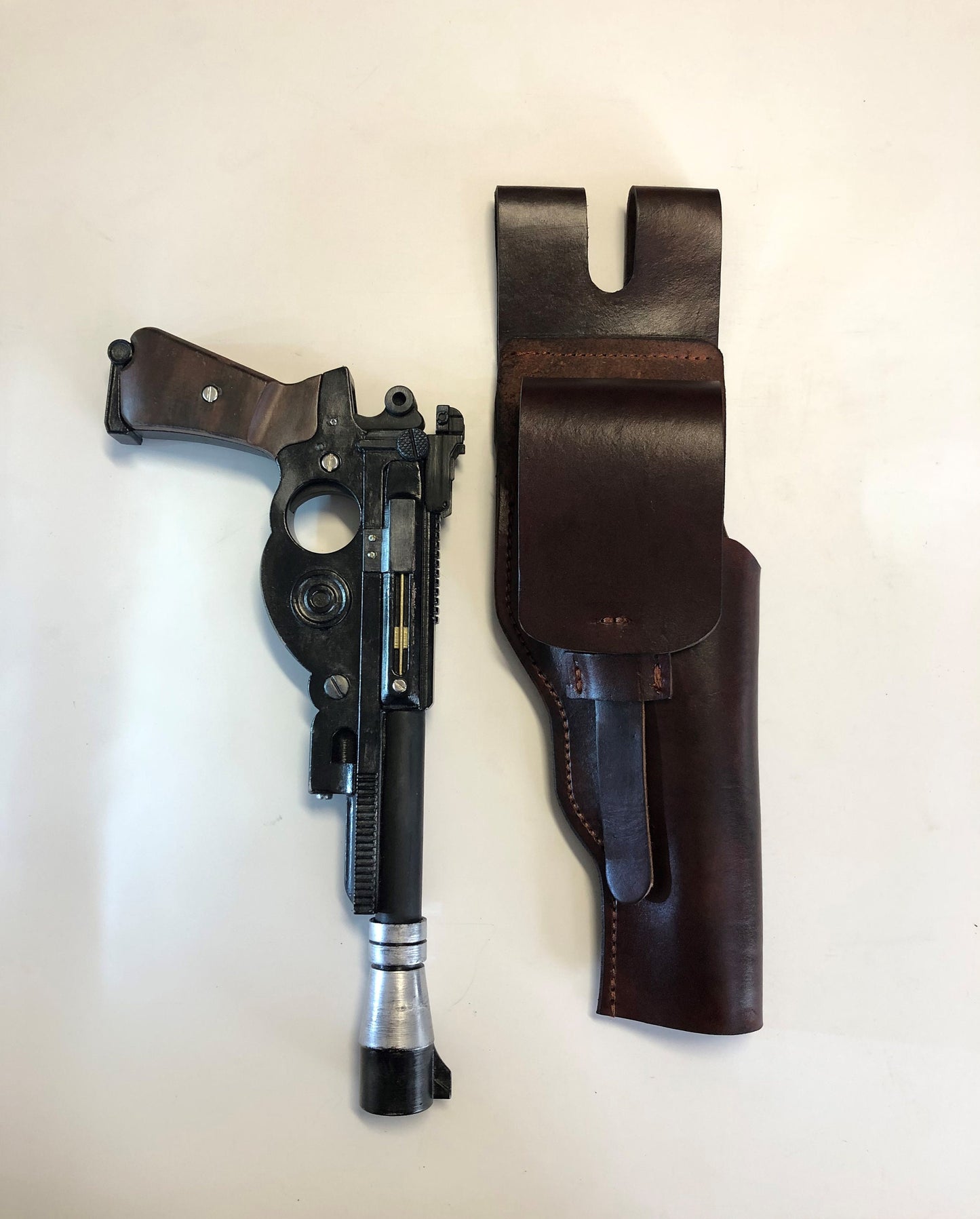 The Mandalorian Blaster Holster w/cover flap variant