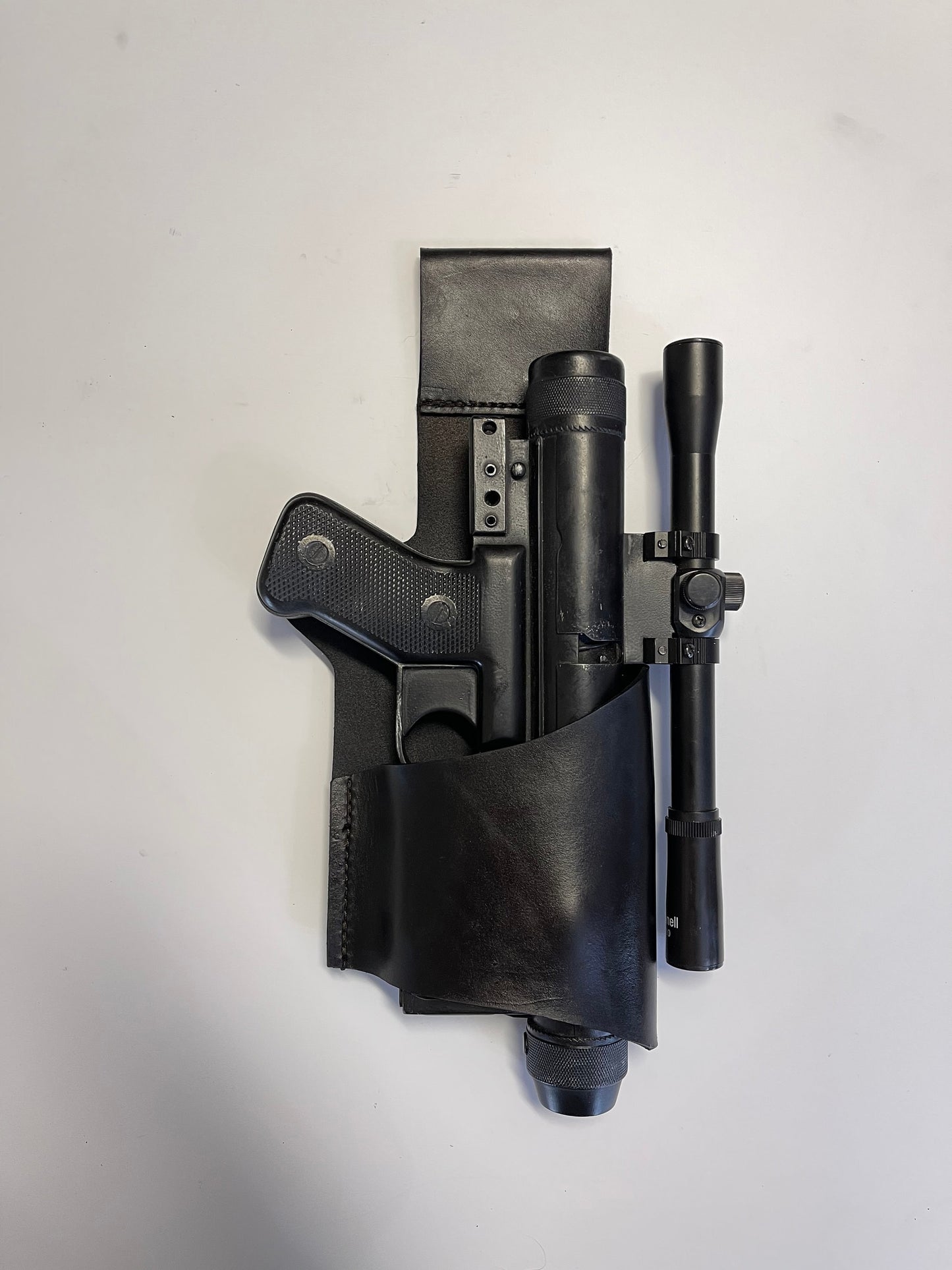 Male Imperial Officer SE-14R Holster from The Mandalorian