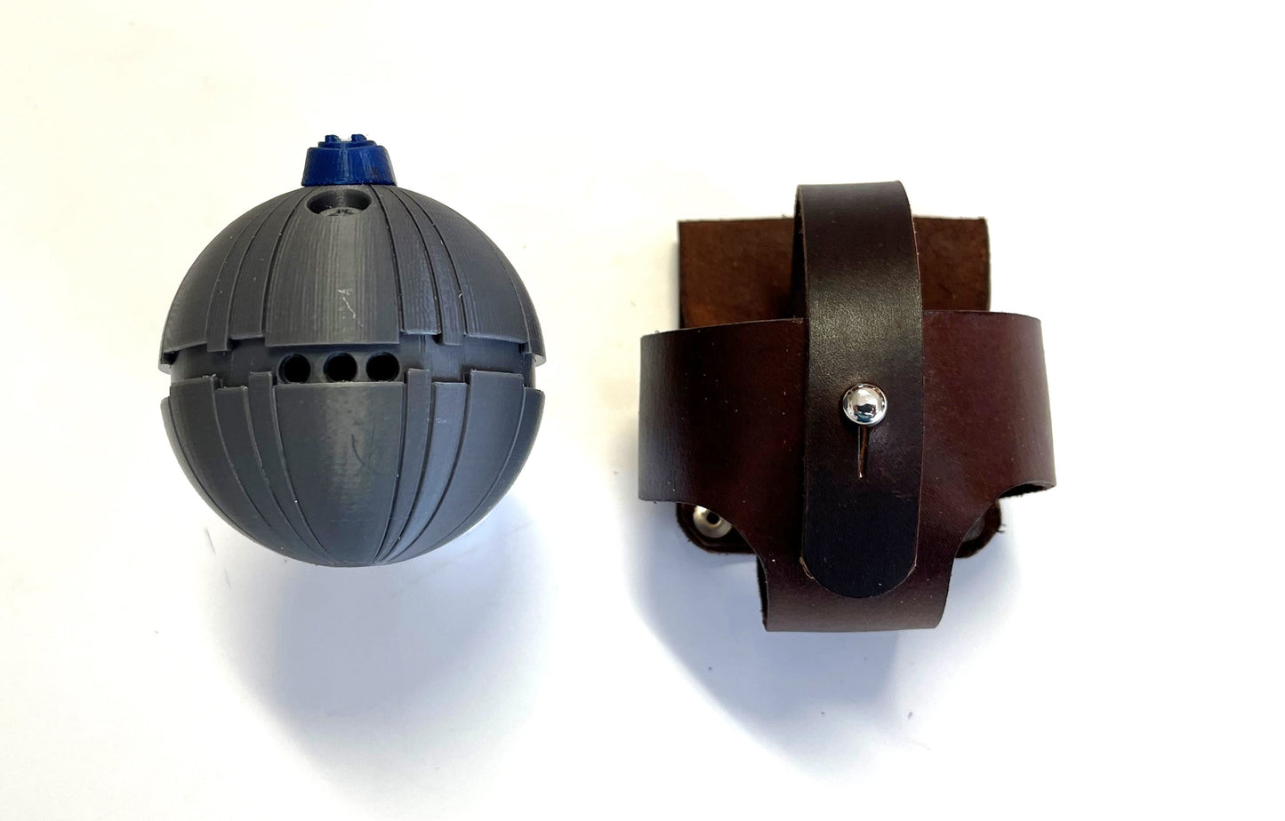Thermal detonator Holder pouch