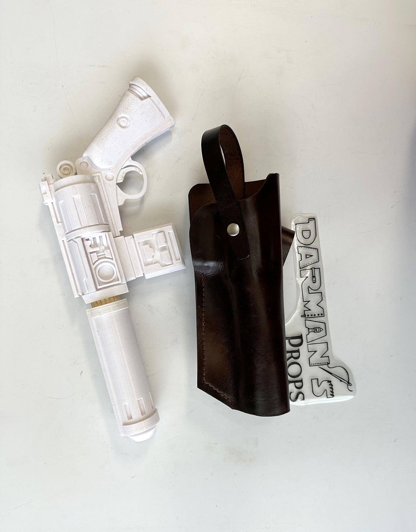 Shae Vizla  SWTOR Cross draw hip Holster