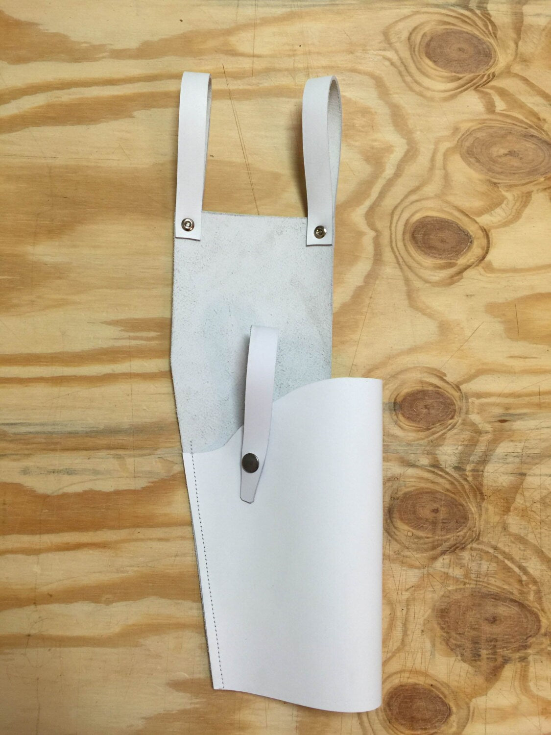 SE-14R Holster in White