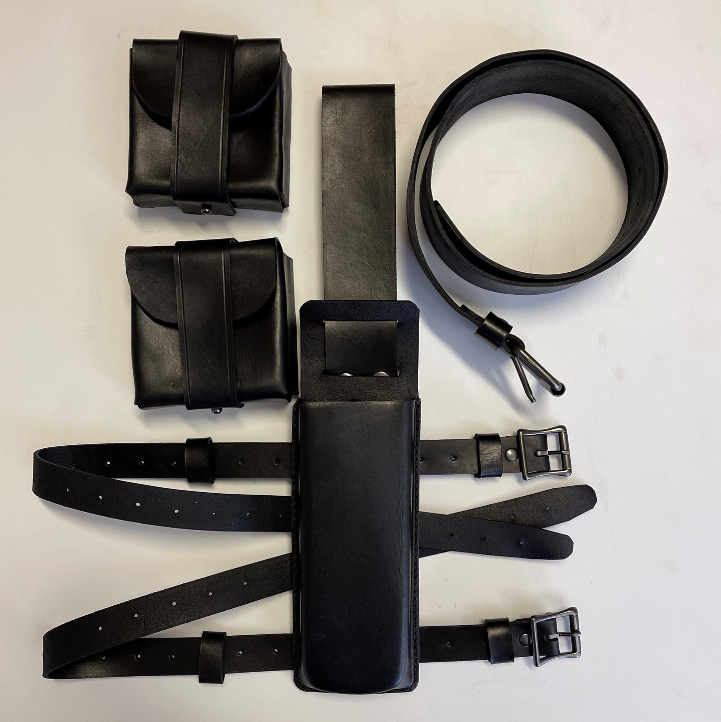 Daredevil Belt, 2 utility pouches, and Billy Club drop pouch set